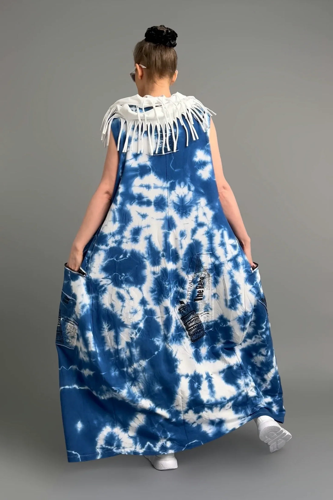B-ONE Damen Batik Maxikleid Blau Weiß aus Baumwolle, Made in Türkei, Größen EU 36/46, Avantgarde Look -  MODEARE