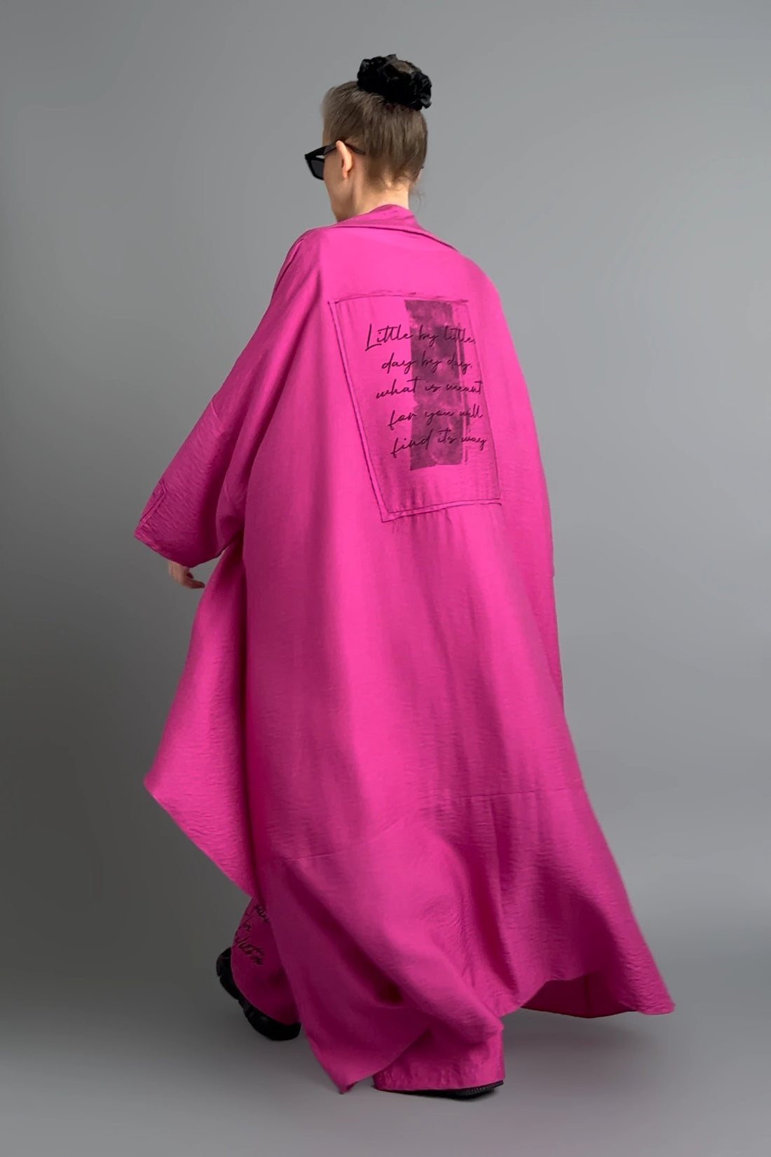 Damen 3-Teiler Magenta B-ONE – Shirt, Hose & Cardigan mit Prints aus Baumwolle, EU 40/50, Oversize-Stil, Künstlerlook -  MODEARE