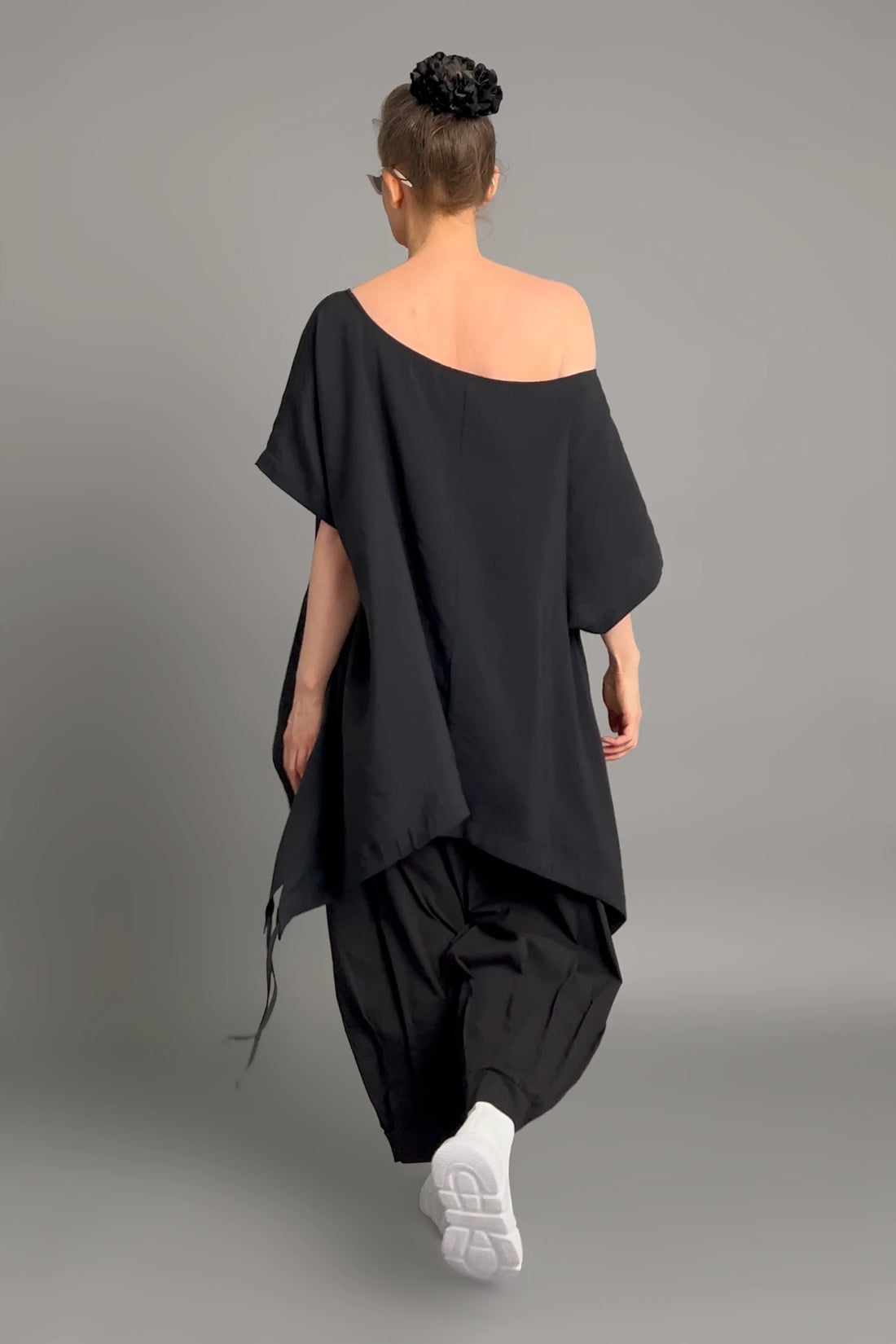 Oversize-Shirt Damen Caraclan schwarz abstrakt Print Zipfelsaum Modal EU 38/50 locker geschnitten avantgardistisch lagenlook -  MODEARE