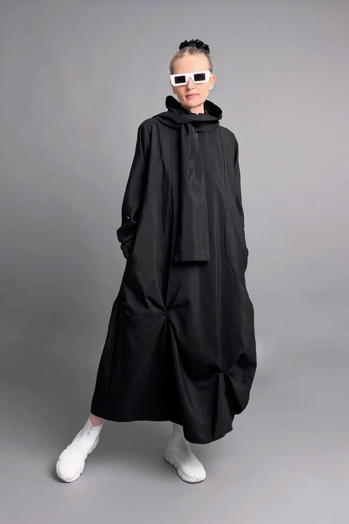 Oversize-Crashkleid aus Popeline mit Zip, variabler Bindung und Drapierungen