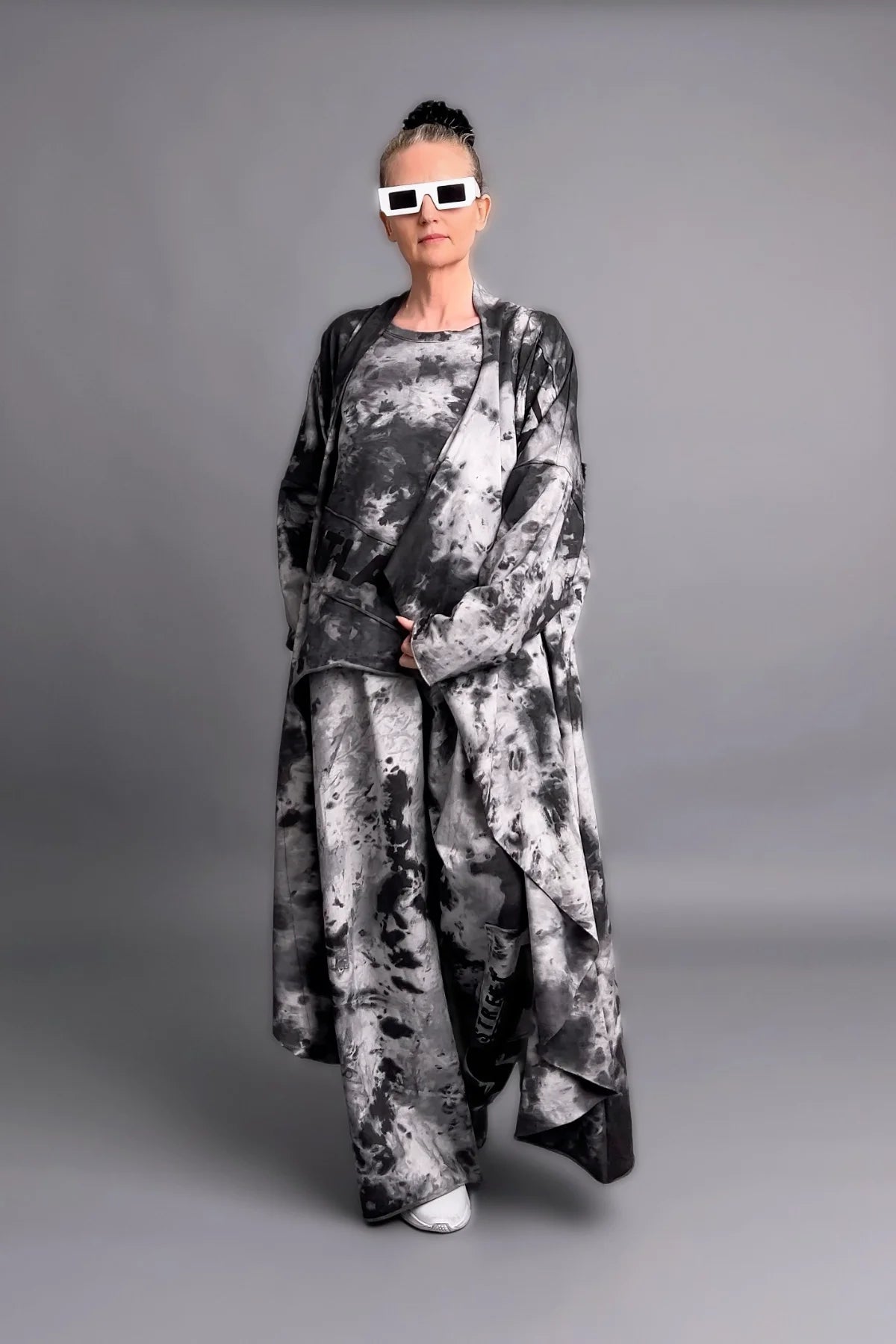 Oversize 3-Teiler mit Batikprint in Grau-Schwarz aus schwerem French Terry
