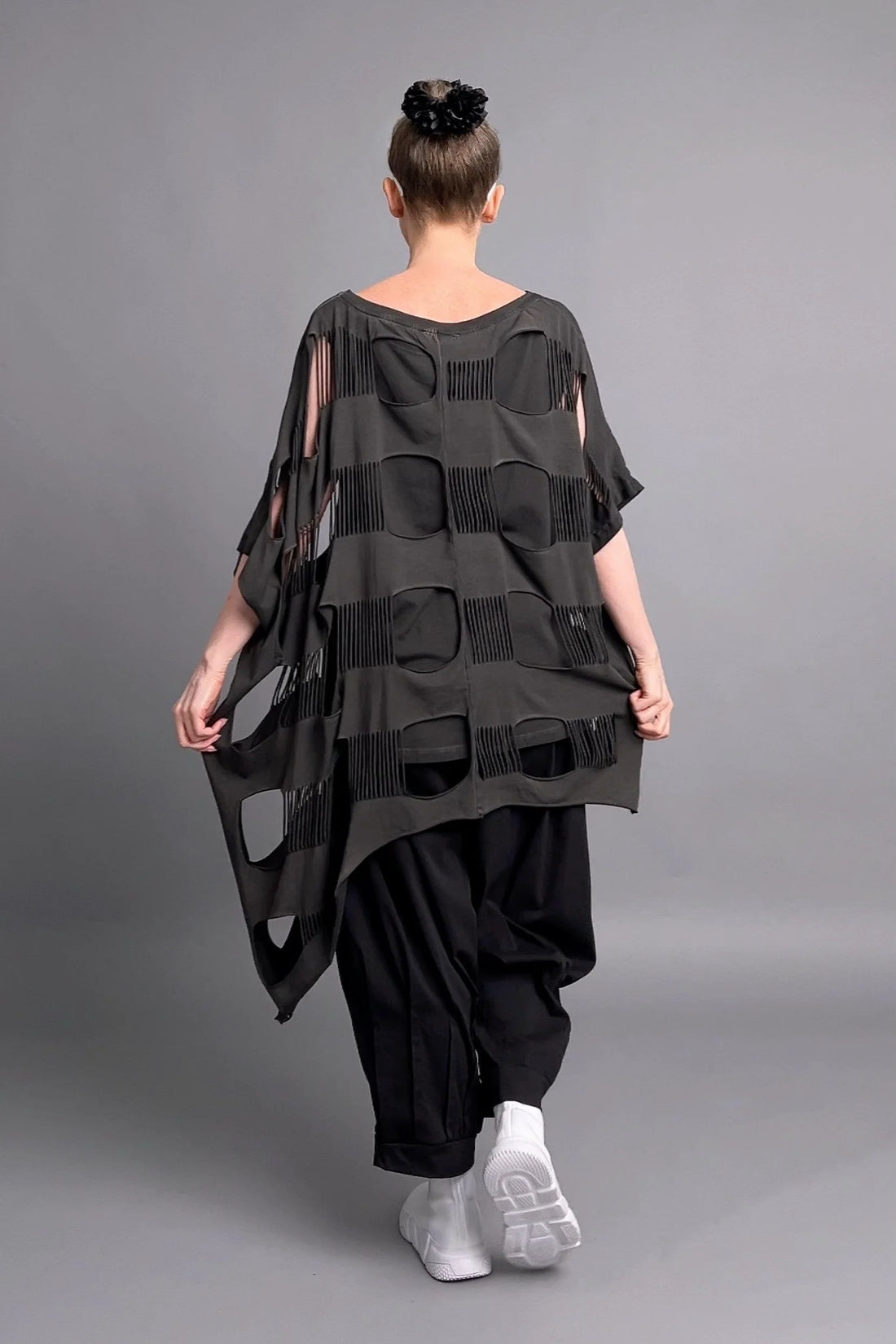Avantgarde Tunika 2-teilig mit Cut-Out-Überwurf aus Jersey in Schwarz von B-ONE