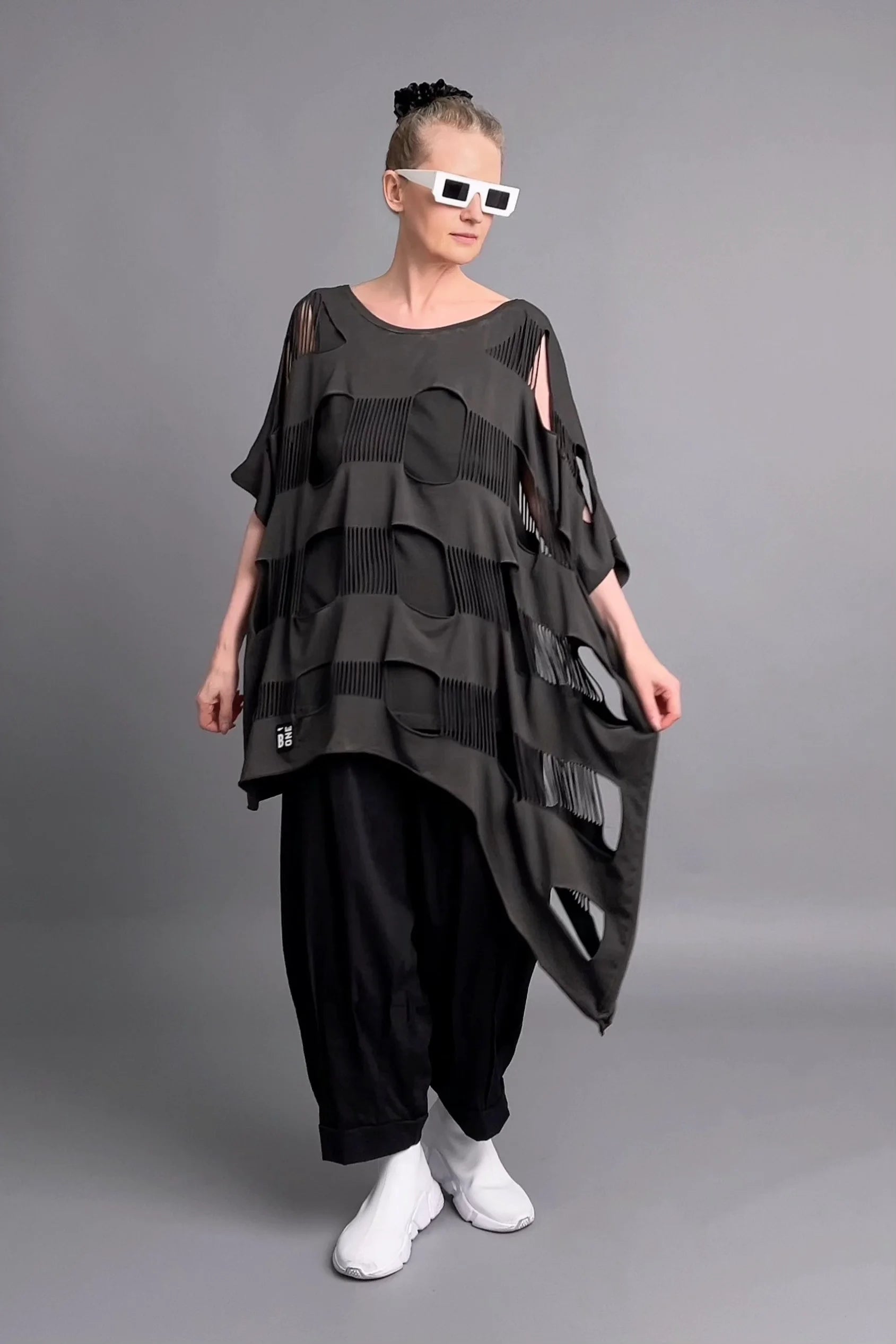 Avantgarde Tunika 2-teilig mit Cut-Out-Überwurf aus Jersey in Schwarz von B-ONE
