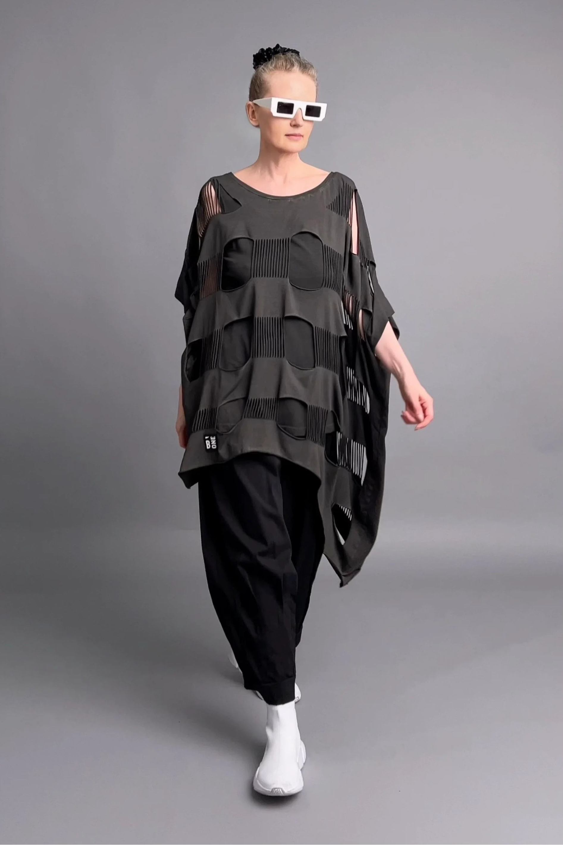 Avantgarde Tunika 2-teilig mit Cut-Out-Überwurf aus Jersey in Schwarz von B-ONE