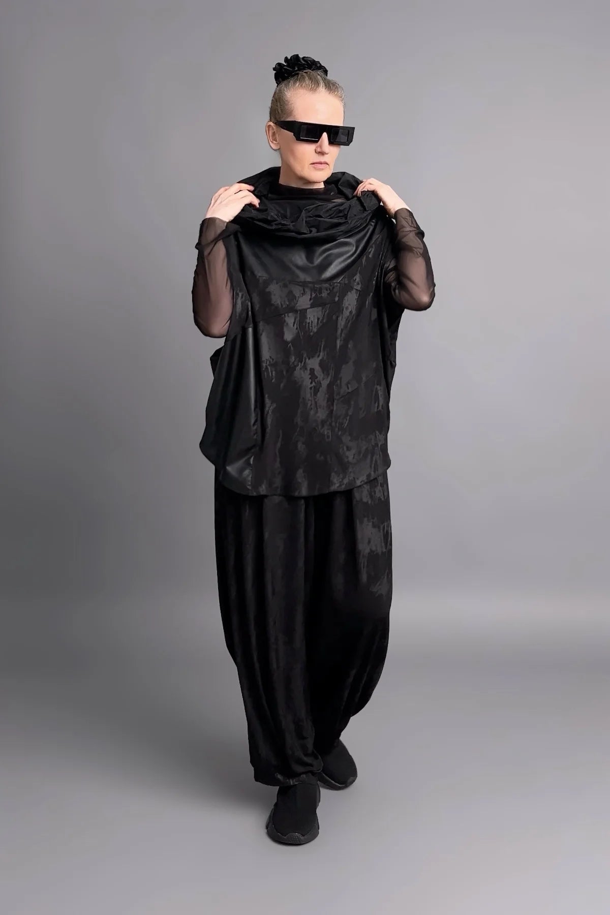 2-teiliges Oversize-Oberteil mit Mesh-Shirt und Slinky-Weste im Avantgarde-Look