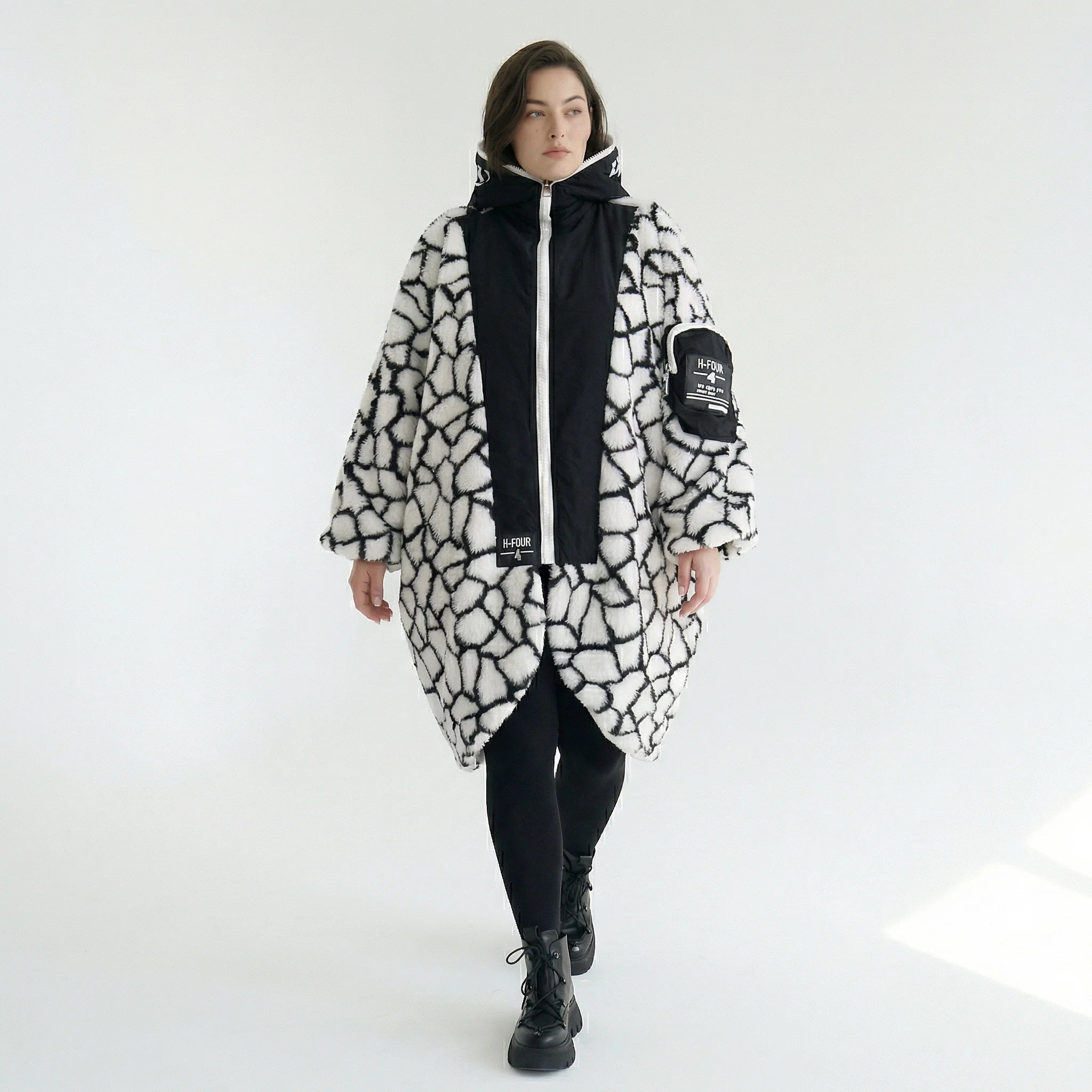 Oversize Ballonjacke Plüsch Übergang Softshell Damen H4 Fashion bei Modeare Avantgarde Lagenlook