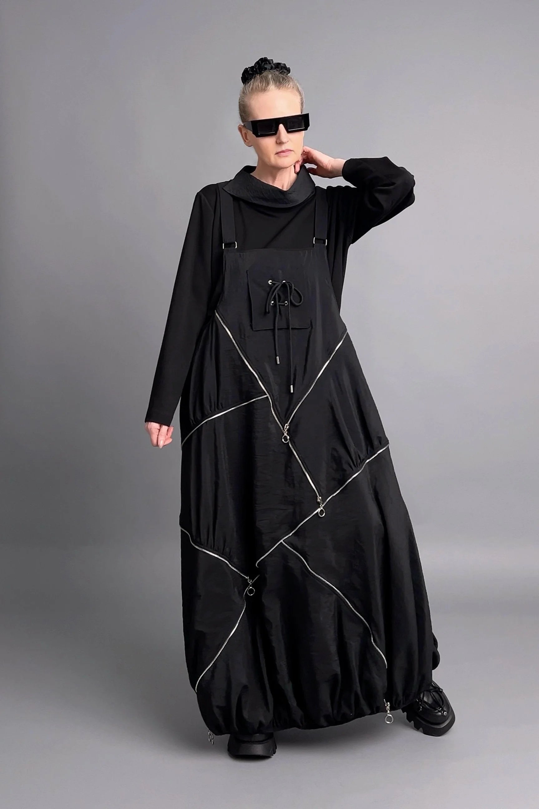 Extravagantes 2-teiliges Oversize-Kleid in Schwarz mit Zip-Details von Red Corner